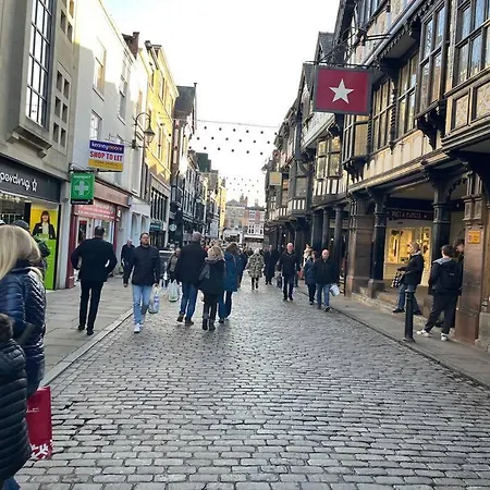 Cathedral On The Rows - City Centre Chester Exterior photo